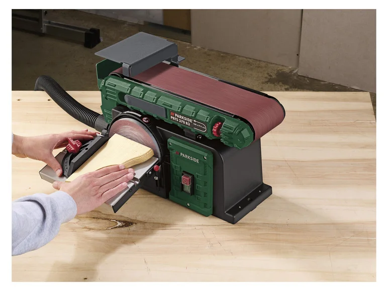 PARKSIDE® Set de 12 feuilles abrasives pour ponceuses à bande et à disque