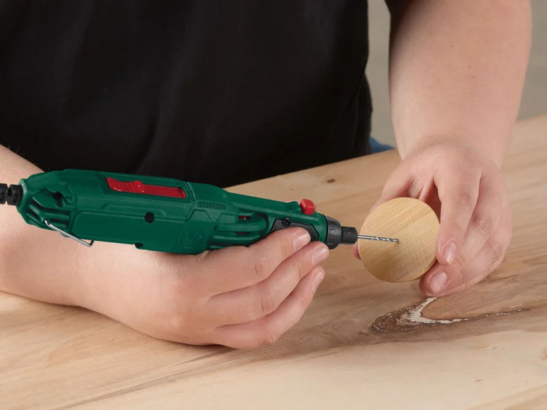 PARKSIDE® Appareil à graver PMGS 12 D4. 22 W