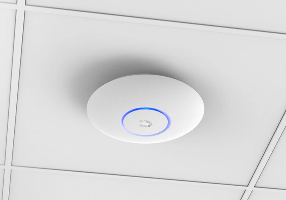 Ubiquiti UAP-AC-LR 1GE/AC1350/AP