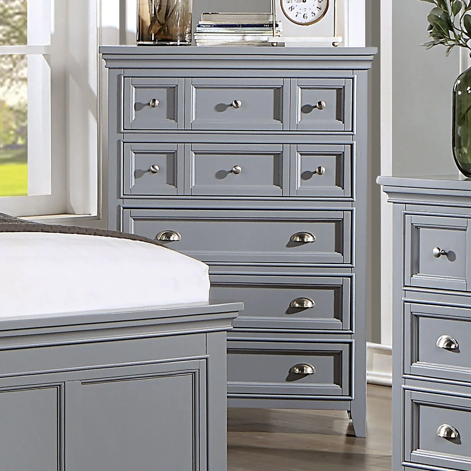 Classic Bedroom Design Gray Color Queen Size Bed 6pc Set Dresser Mirror 2x Nightstands Chest Solid wood Storage Drawer